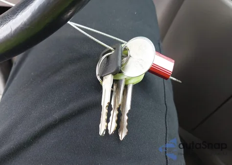 1999 Ford E-350 Super Duty Xl/Xlt from USA, damaged, VIN 1FBSS31L4XHC09464